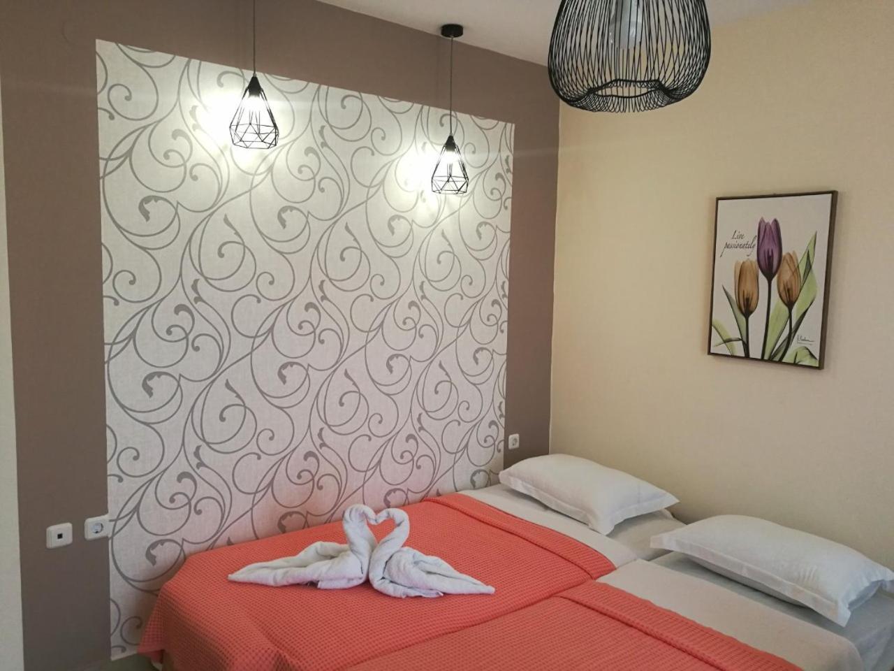 Evris House Color Suite كافالا الغرفة الصورة